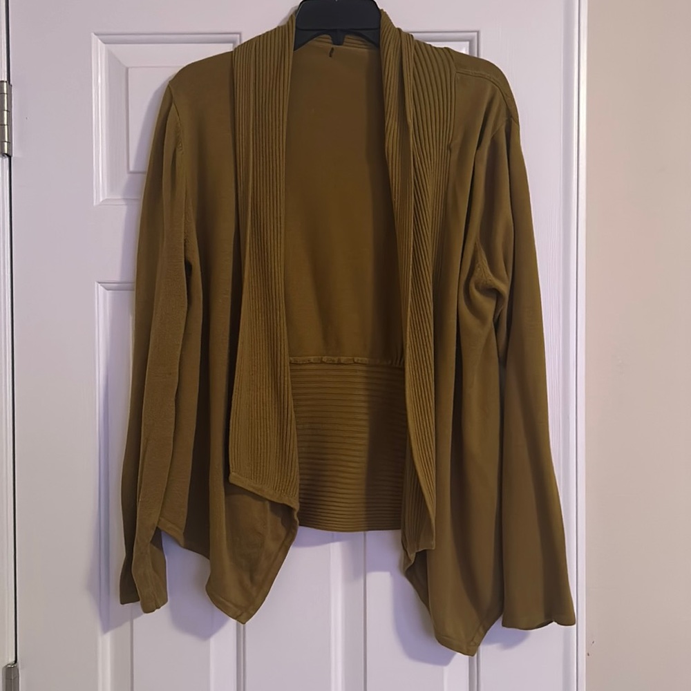 Women’s Cardigan